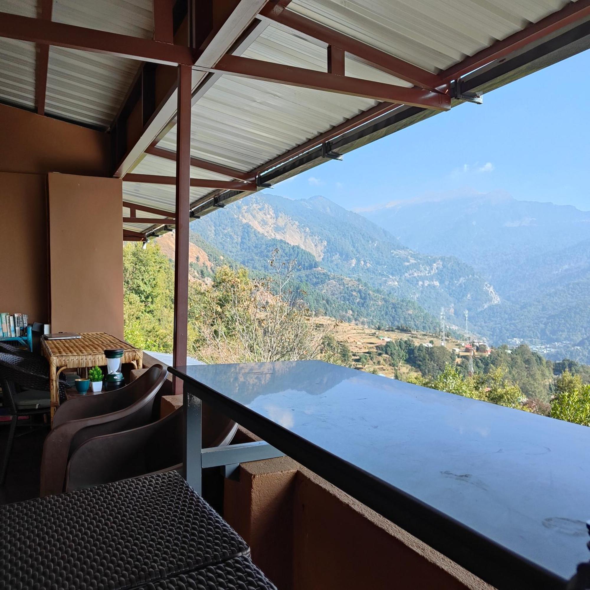 Cafe Buransh Villa Sari Eksteriør billede