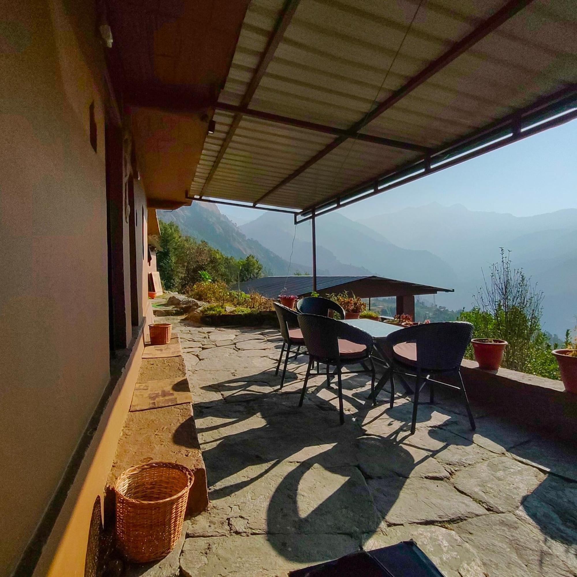 Cafe Buransh Villa Sari Eksteriør billede